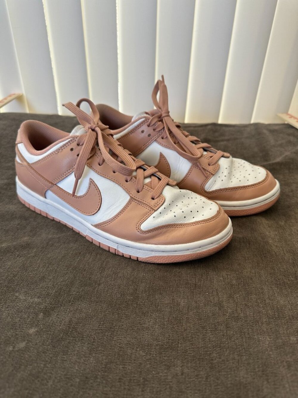 Nike Dunk Low Womens Sneakers Size 10 White & Pink Leather